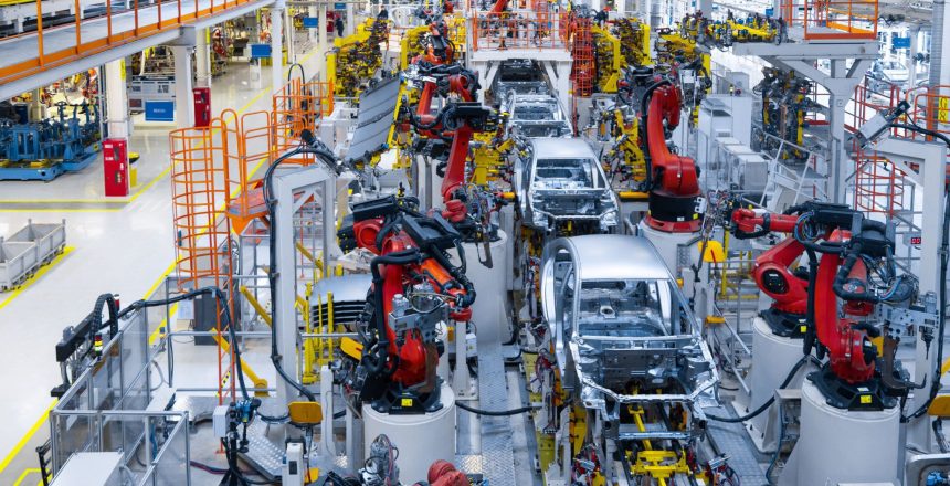 NEW assembly-line-production-new-car-automated-welding-car-body-production-line-robotic-arm-car-production-line-is-working